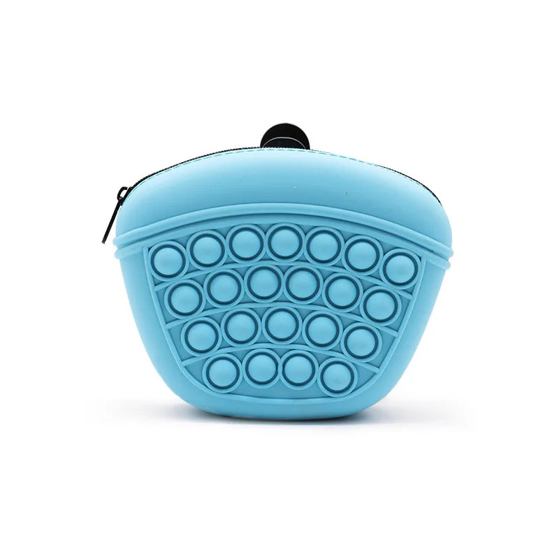 Portable Pet Treat Pouch Silicone Dog Food Bag With Waist Strap