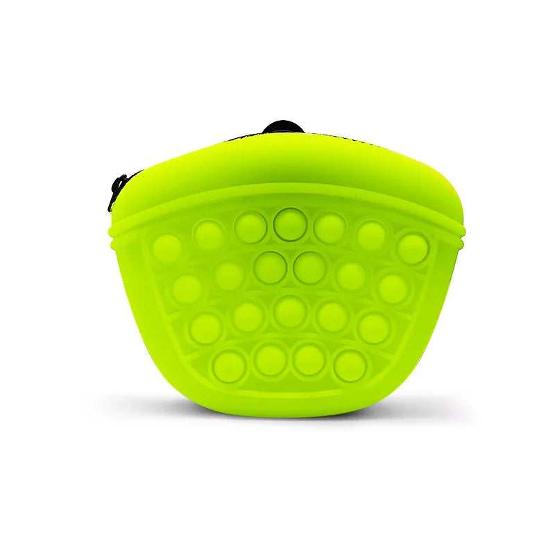 Portable Pet Treat Pouch Silicone Dog Food Bag With Waist Strap