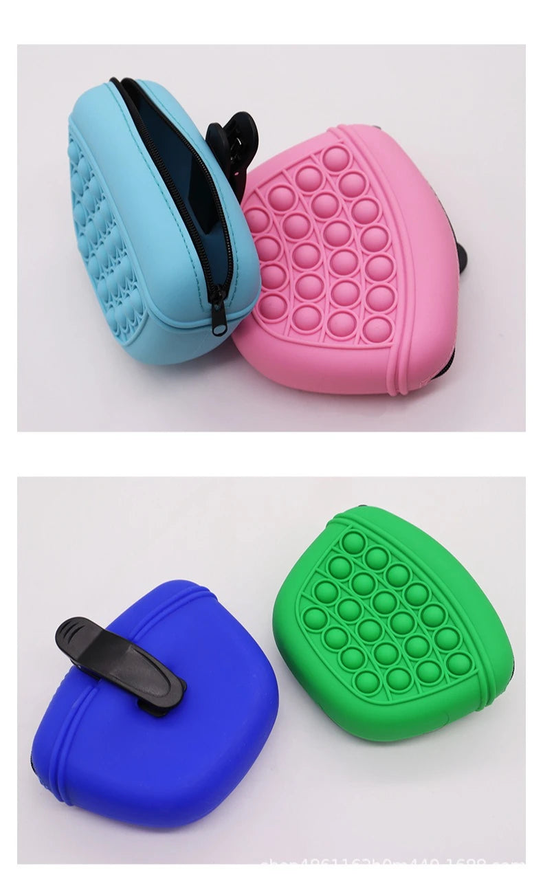 Portable Pet Treat Pouch Silicone Dog Food Bag With Waist Strap